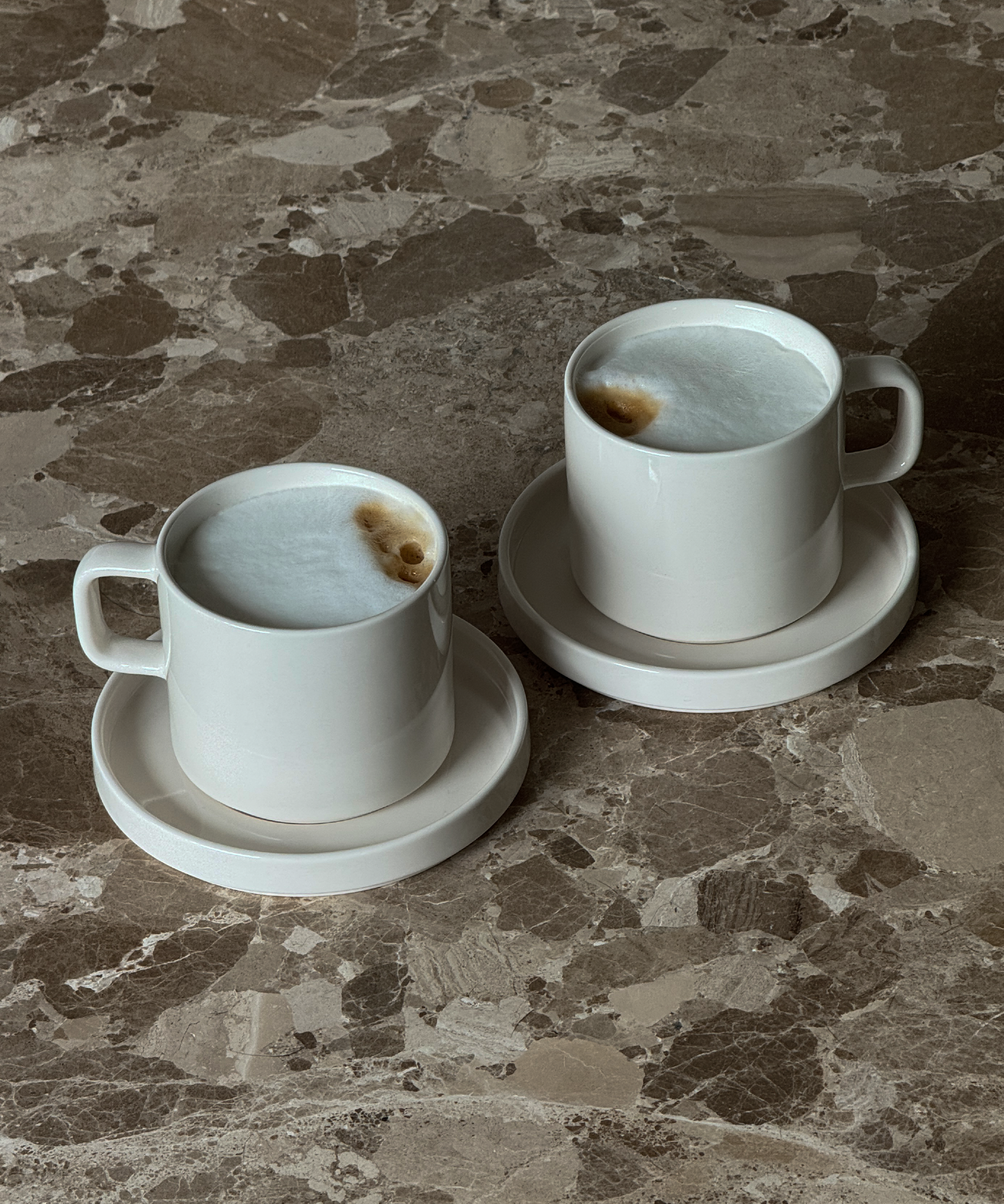Untertasse in Cremeweiß glänzend | Nia