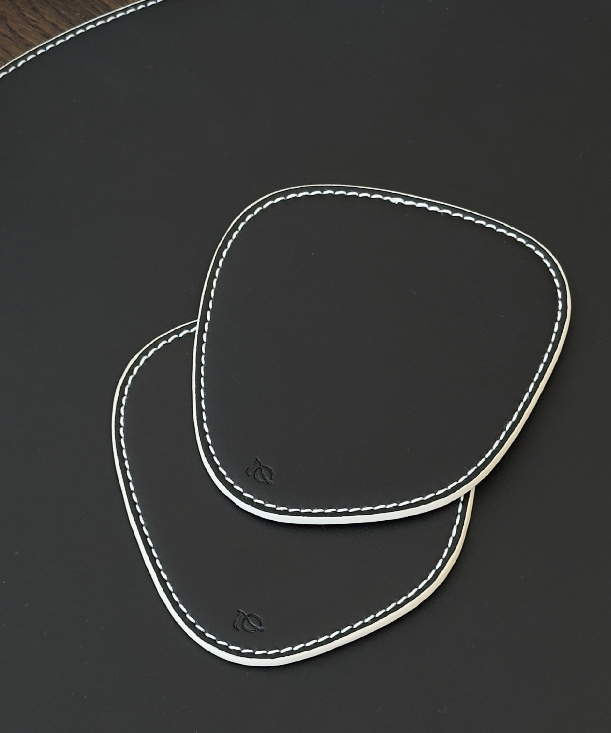 Glasuntersetzer Schwarz/Beige | Jade