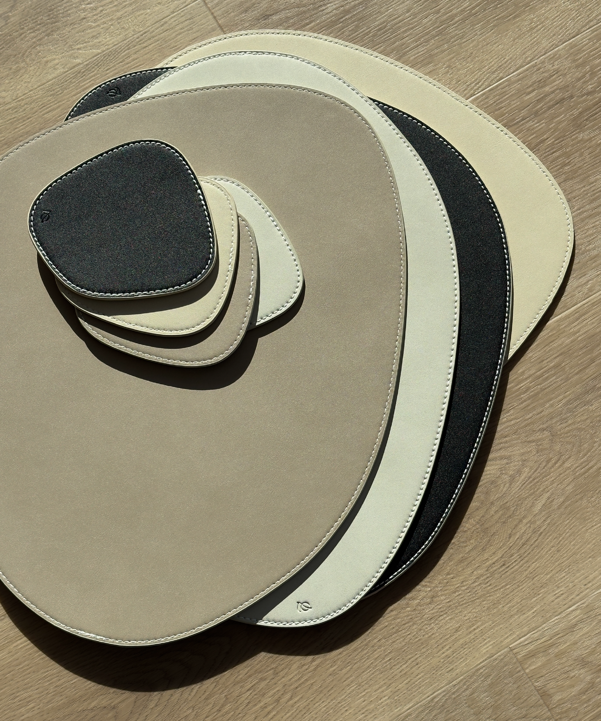 Telleruntersetzer Schwarz/Beige | Jade