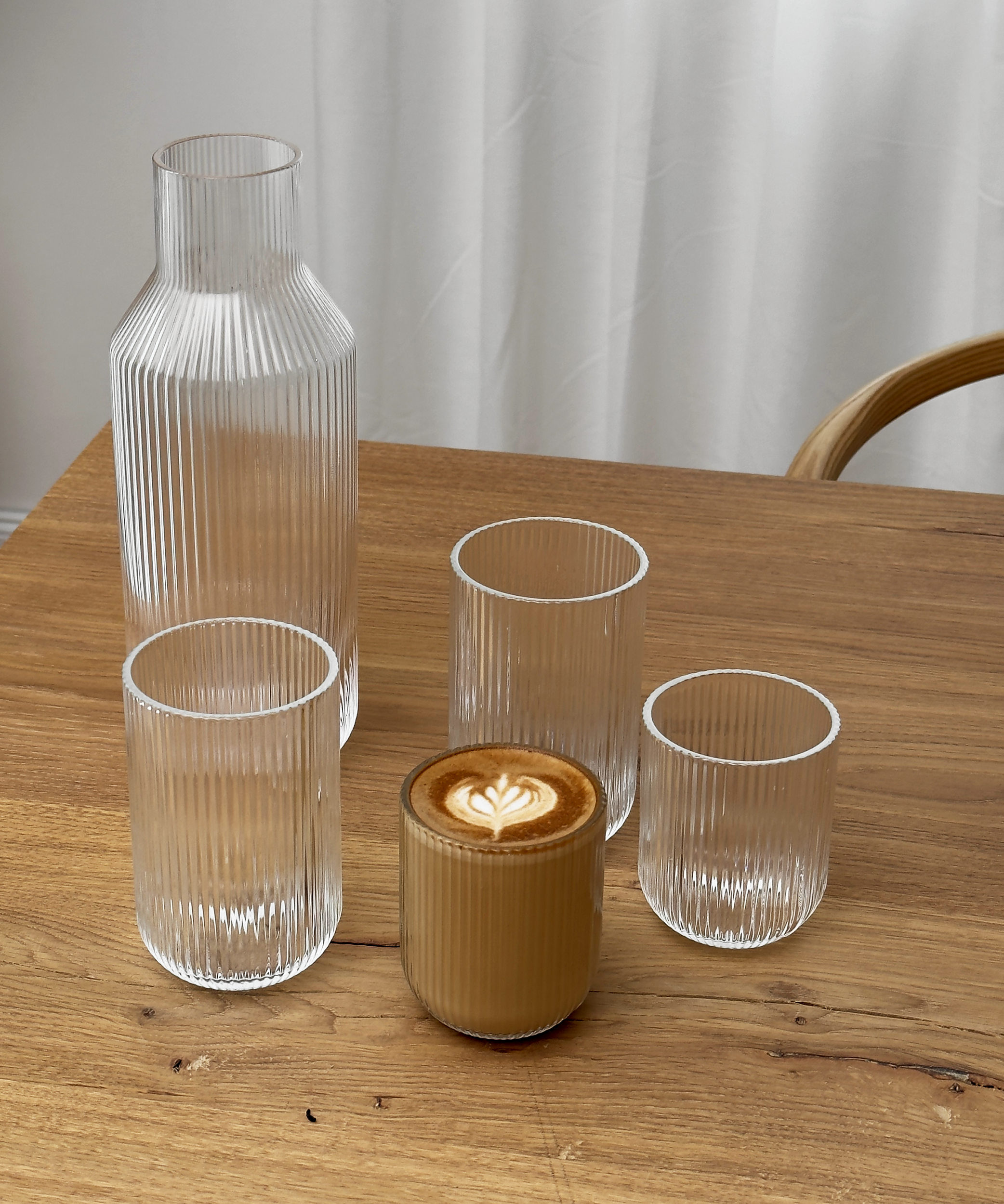 Geriffelte Karaffe (1550ml) | Paris