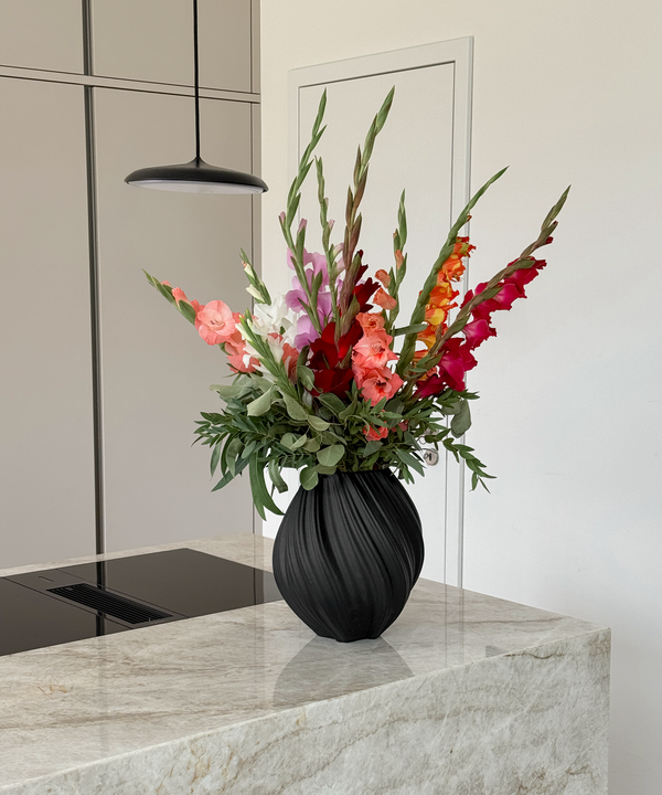 Große Keramik Vase in Schwarz | Flora