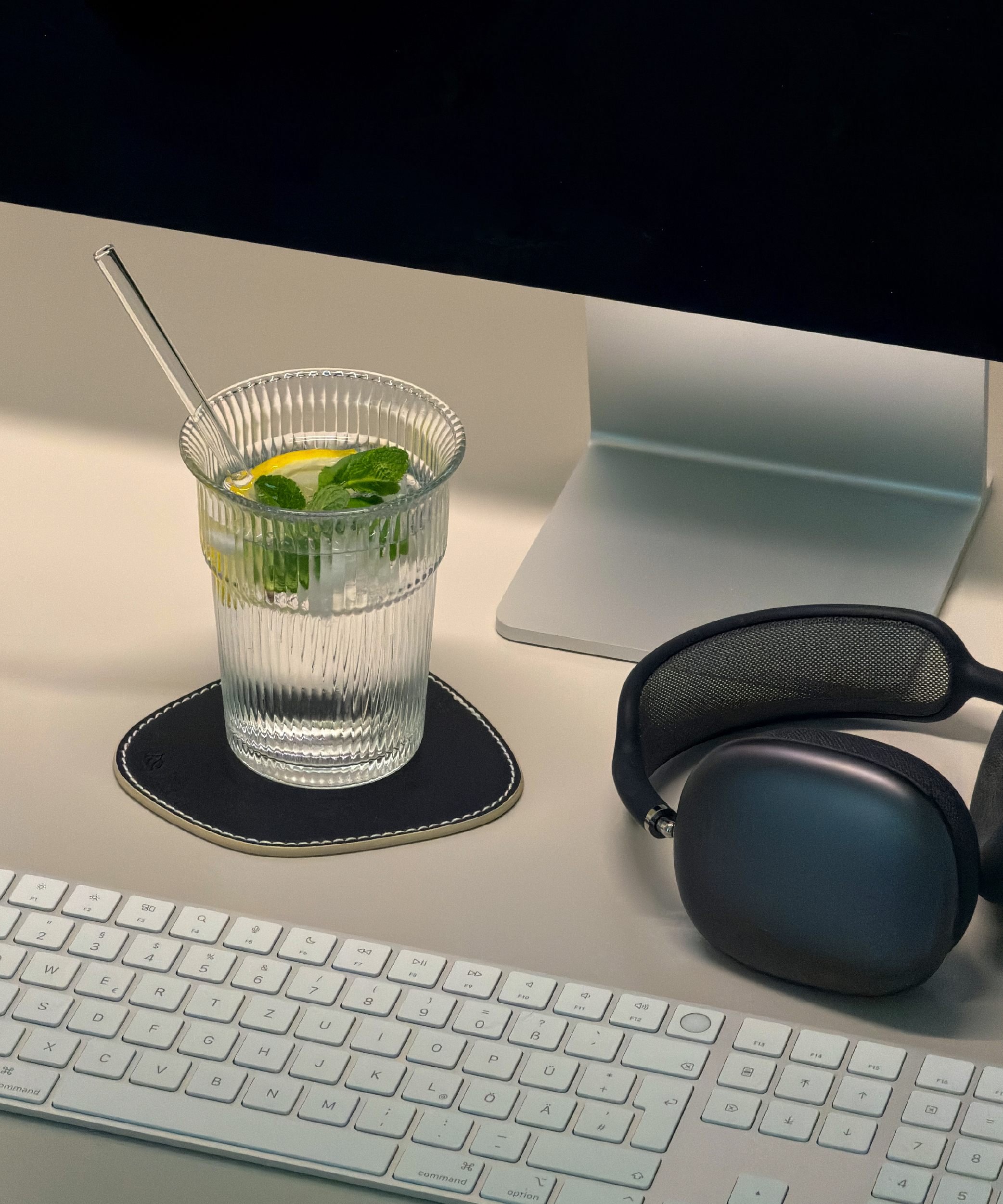 Gerilltes Trinkglas im To-Go Design | Liva