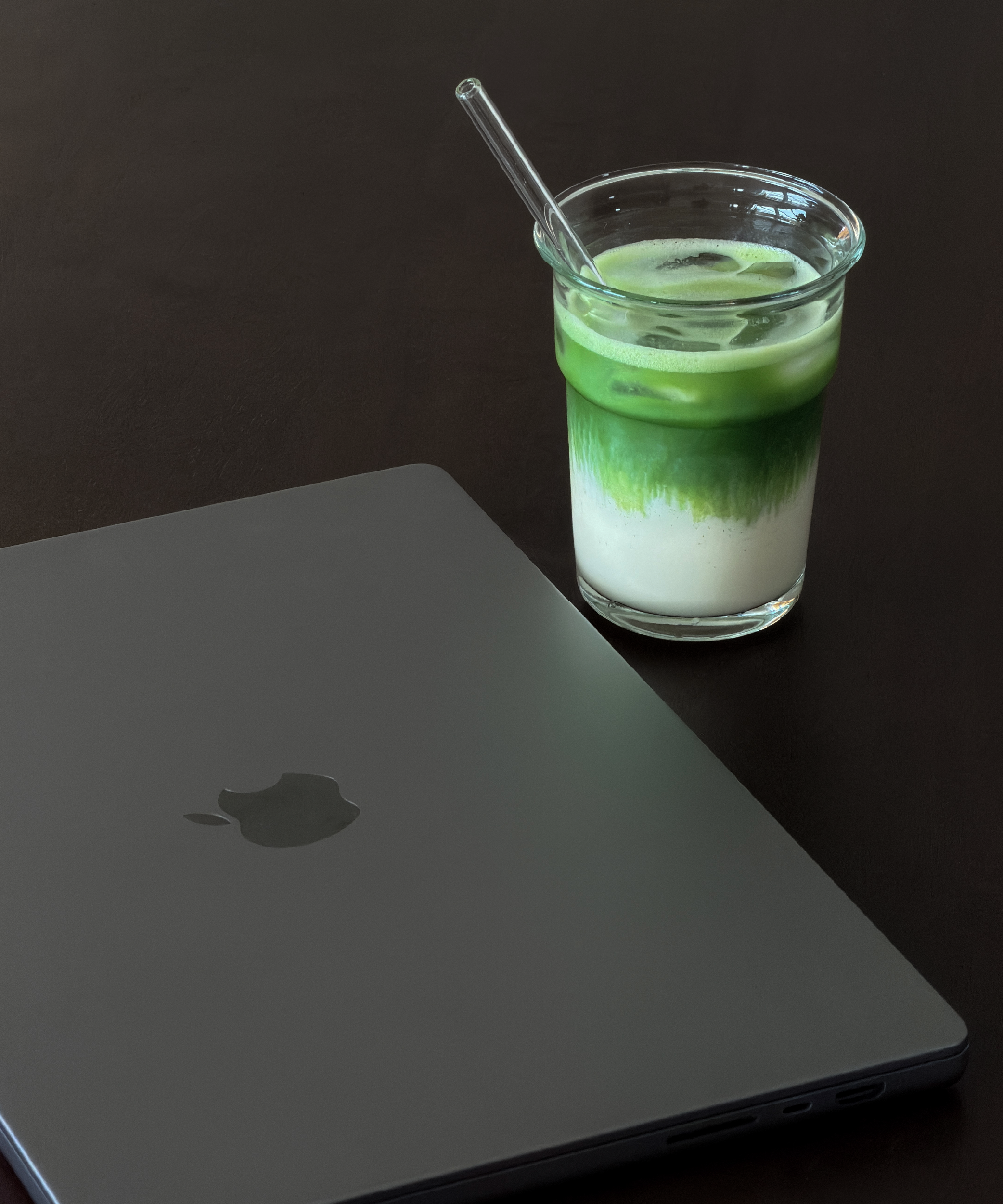 Klares Trinkglas im To-Go Design | Liva