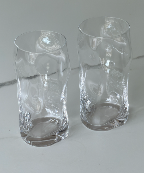 Großes Trinkglas im skulpturalen Design | Glace