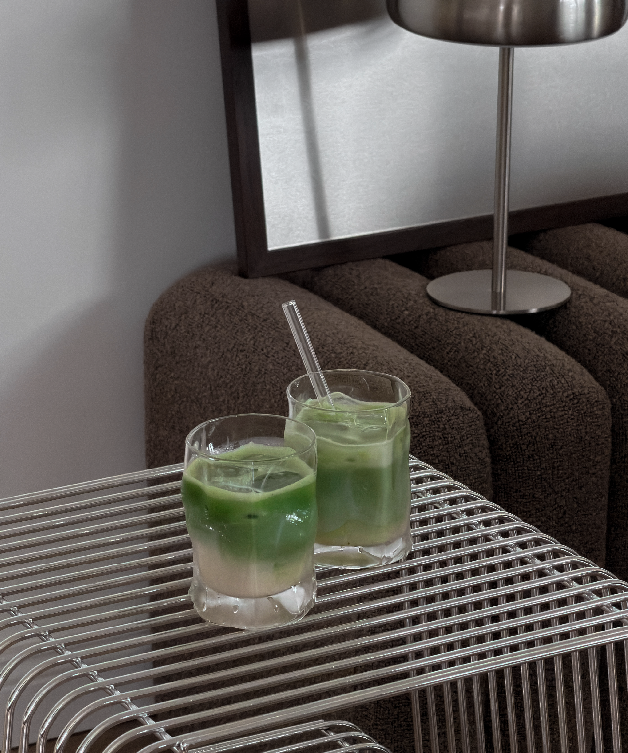 Kleines Trinkglas im skulpturalen Design | Glace