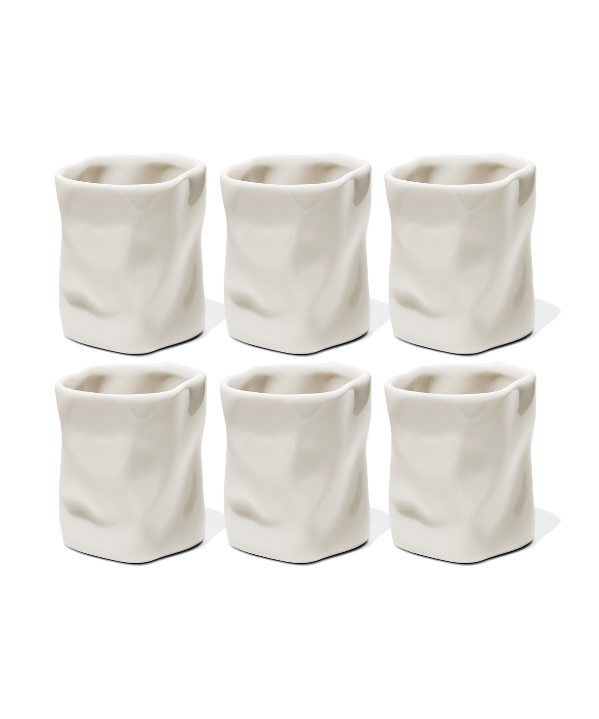 Organische Espresso-Tasse in Cremeweiß aus der Serie Alaska – Produktansicht im Überblick