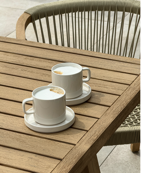 Tasse mit Untertasse in Cremeweiß glänzend | Nia