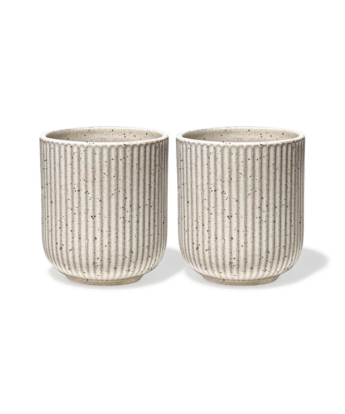 Keramik Becher im geriffelten Design in Beige – paris collection von 7 O'CLOCK