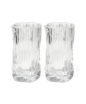 Geriffeltes Trinkglas im organischen Design – alaska collection von 7 O'CLOCK