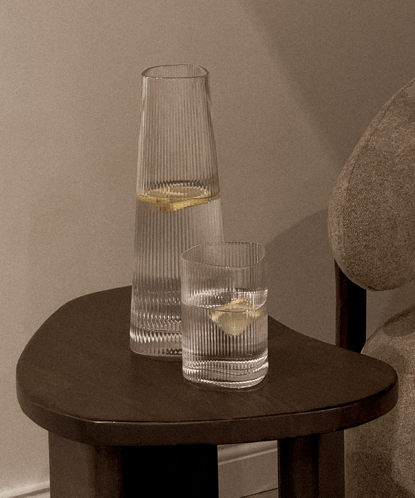 Karaffe im gerillten Design | Venice