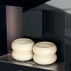 Kleiner wellenförmiger Keramikbecher Beige | Mya