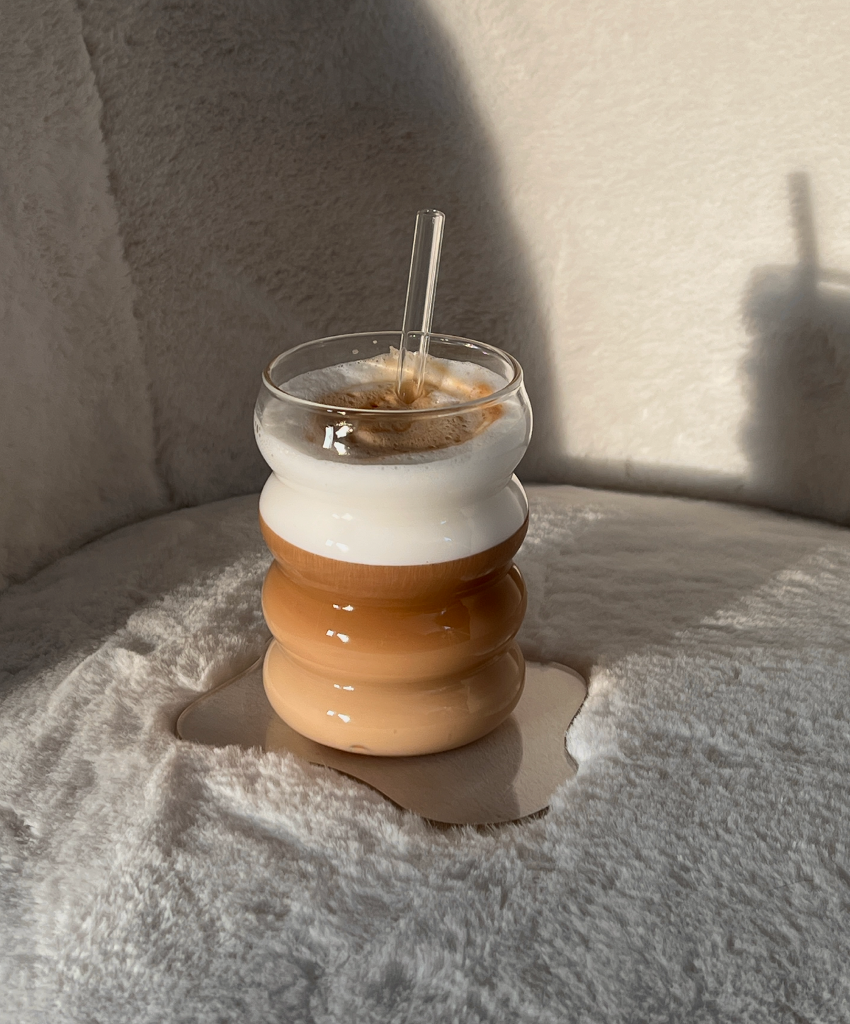 Acryl Untersetzer aus der Serie Holly – Nahaufnahme des Materials