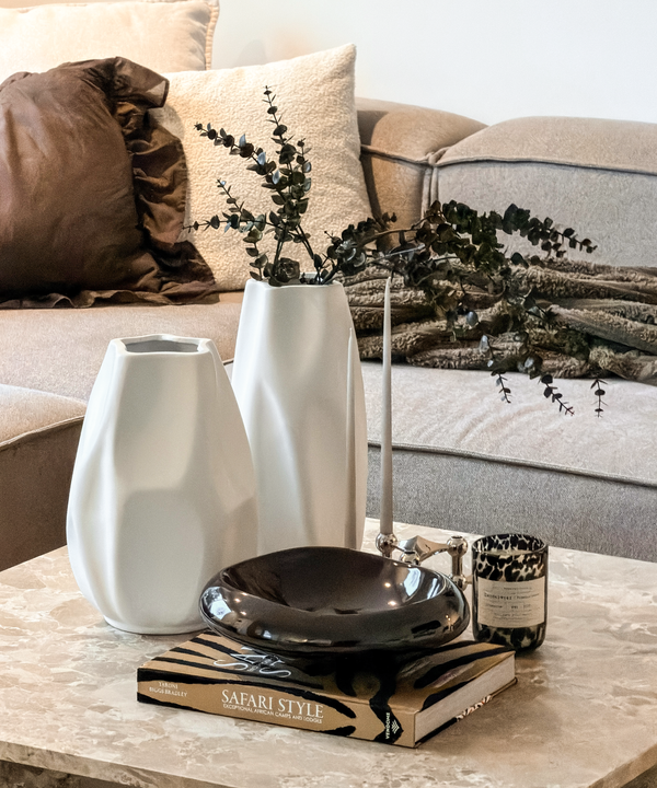 Große facettierte weiße Vase | Avela