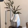 Große facettierte weiße Vase | Avela