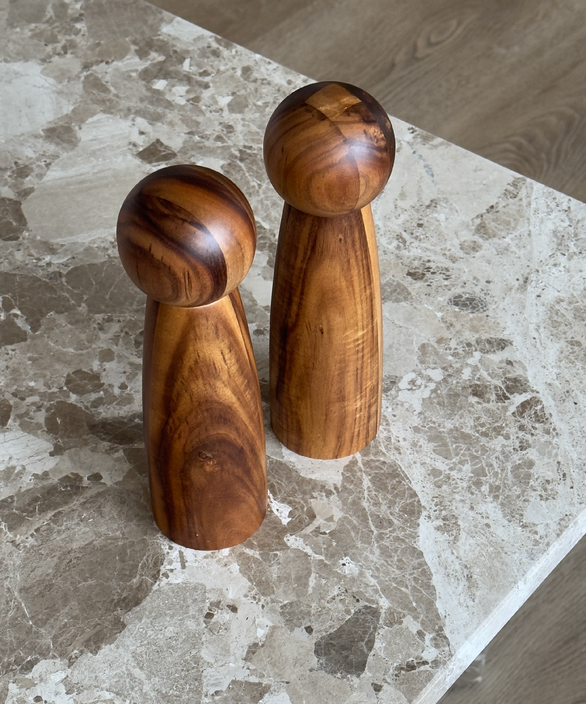 Salz- und Pfeffermühle im modernen Design aus der Serie Balou – im Wohnambiente