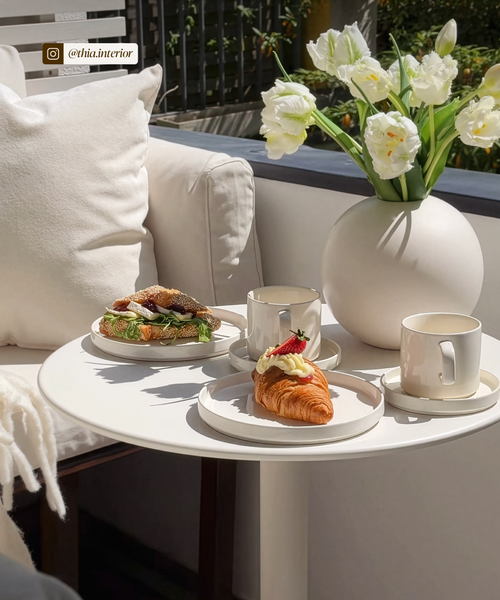 Tasse mit Untertasse in Cremeweiß glänzend aus der Serie Nia – Größenübersicht