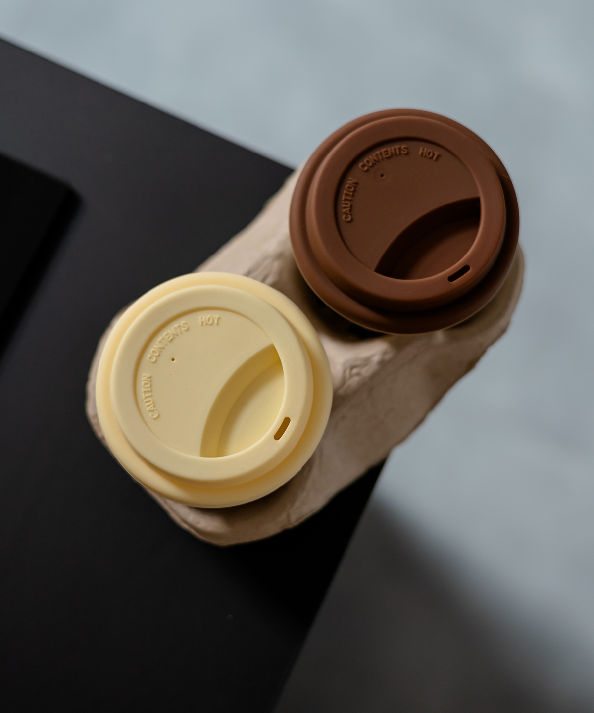 To-Go Becher Silikon-Deckel im 2er Set Braun aus der Serie Brooklyn – Materialdetail
