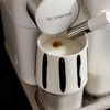 Cappuccino Becher mit schwarzen Streifen | Miro