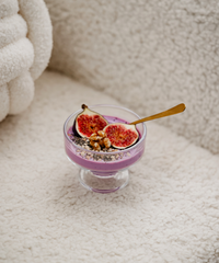 Dessertschale aus Glas aus der Serie Drapé – Nahaufnahme der Oberfläche