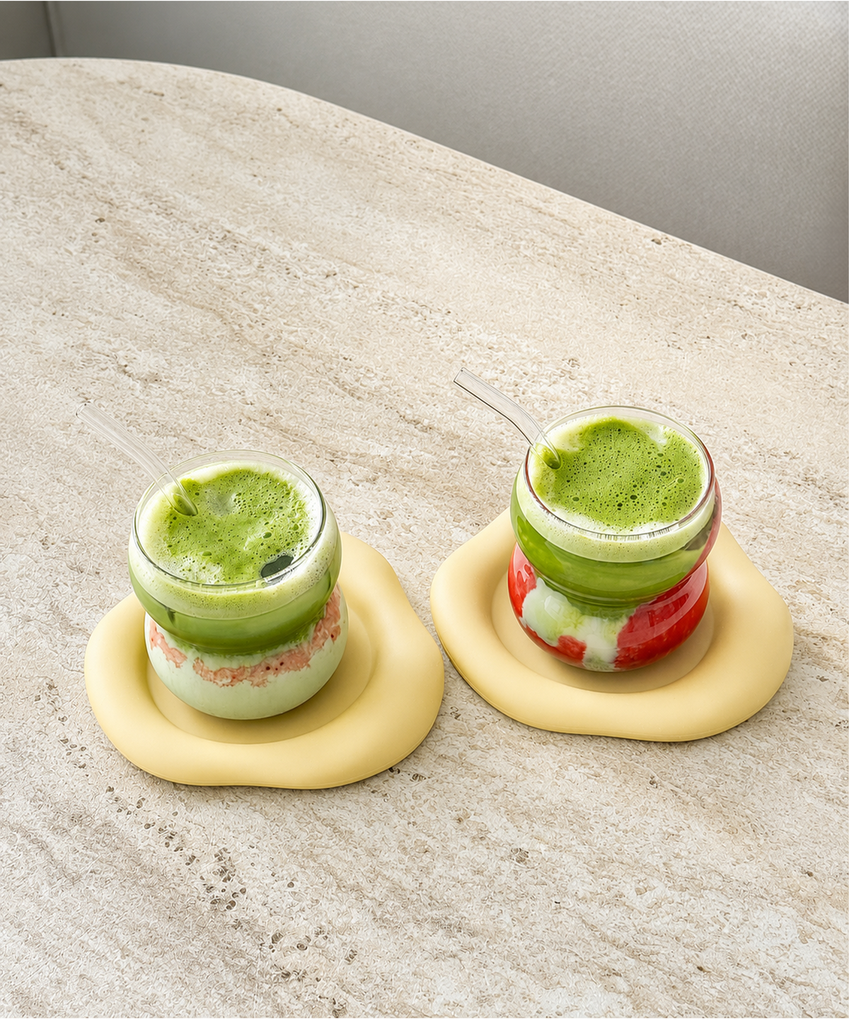 Silikon Untersetzer im organischen Design Butter Lemon aus der Serie Elou – Detailansicht