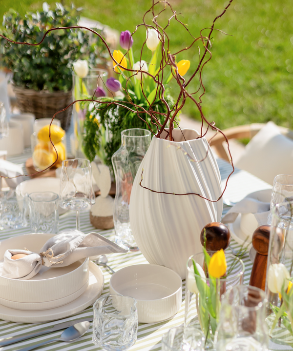 Green Silence Set – 9er Bouquet + Längliche Keramik Vase