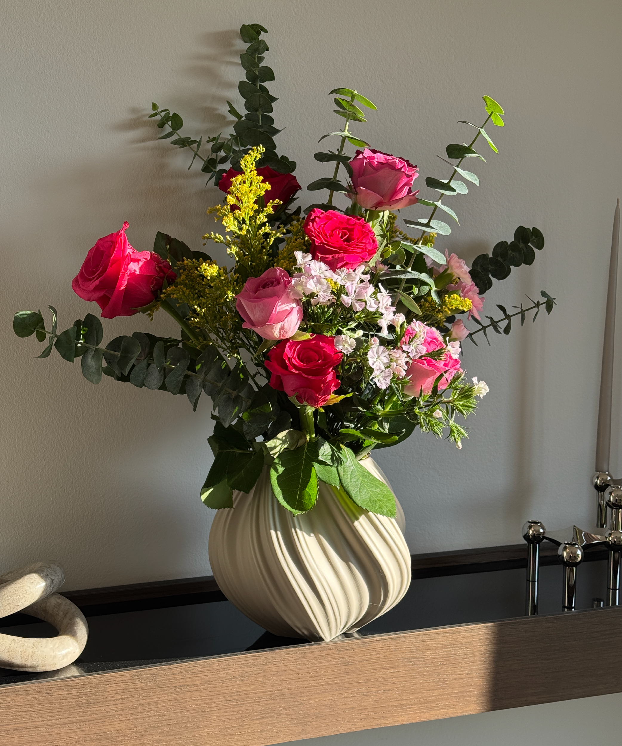 Set aus großer und kleiner Keramik Vase in Beige | Flora
