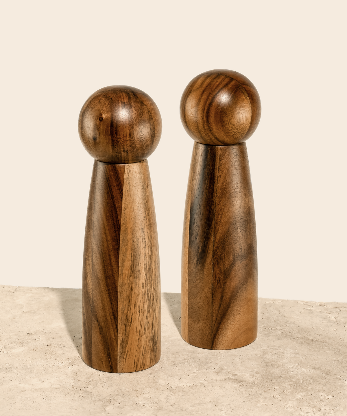 Salz- und Pfeffermühle im modernen Design aus der Serie Balou – Draufsicht