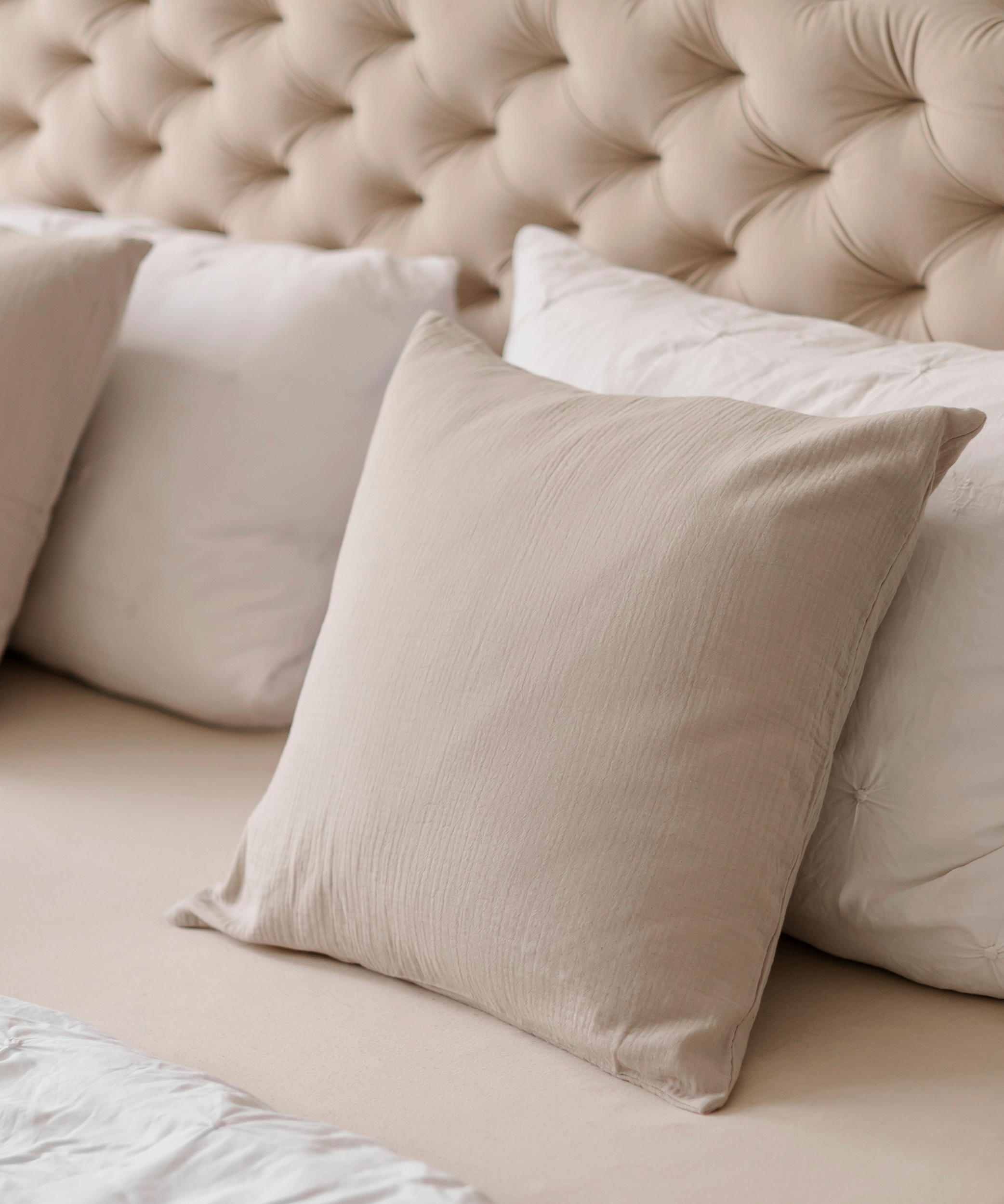 Musselin Kissenbezug 50×50cm in Beige | Haven