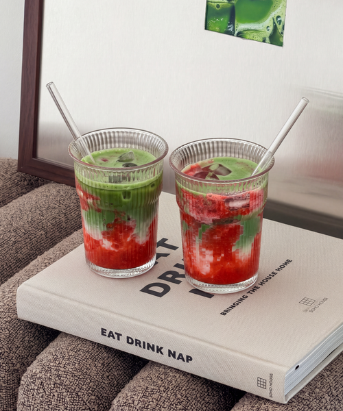 Gerilltes Trinkglas im To-Go Design aus der Serie Liva – Detailansicht