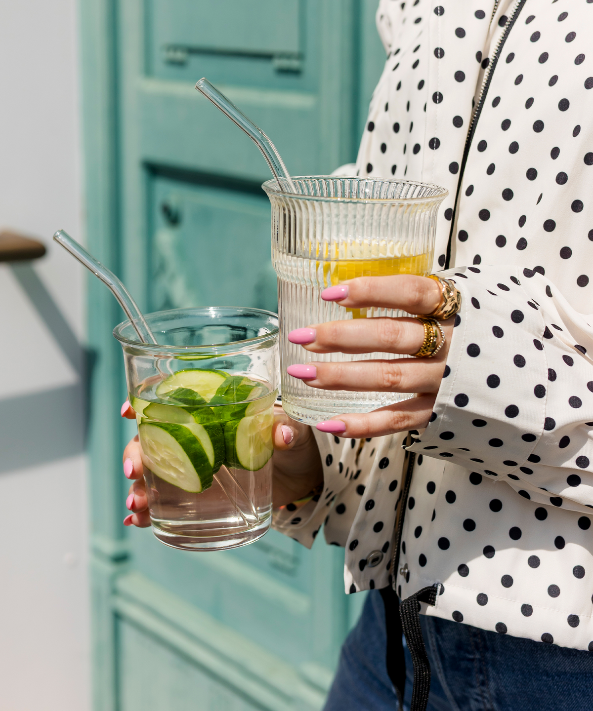 Klares Trinkglas im To-Go Design aus der Serie Liva – Materialdetail