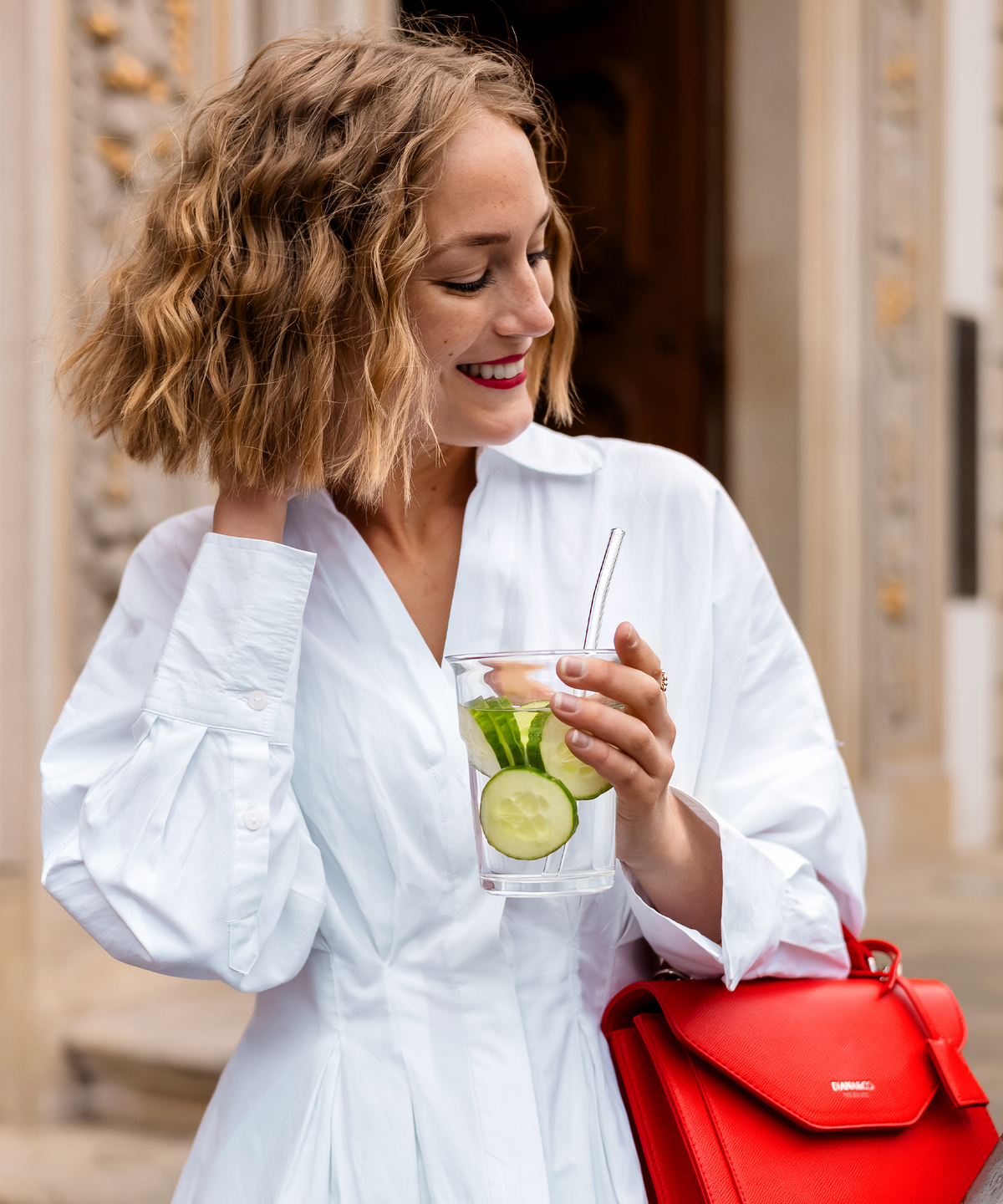 Klares Trinkglas im To-Go Design aus der Serie Liva – Nahaufnahme des Materials