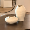 Runde Keramik Vase mit breiter & flacher Form | Maira