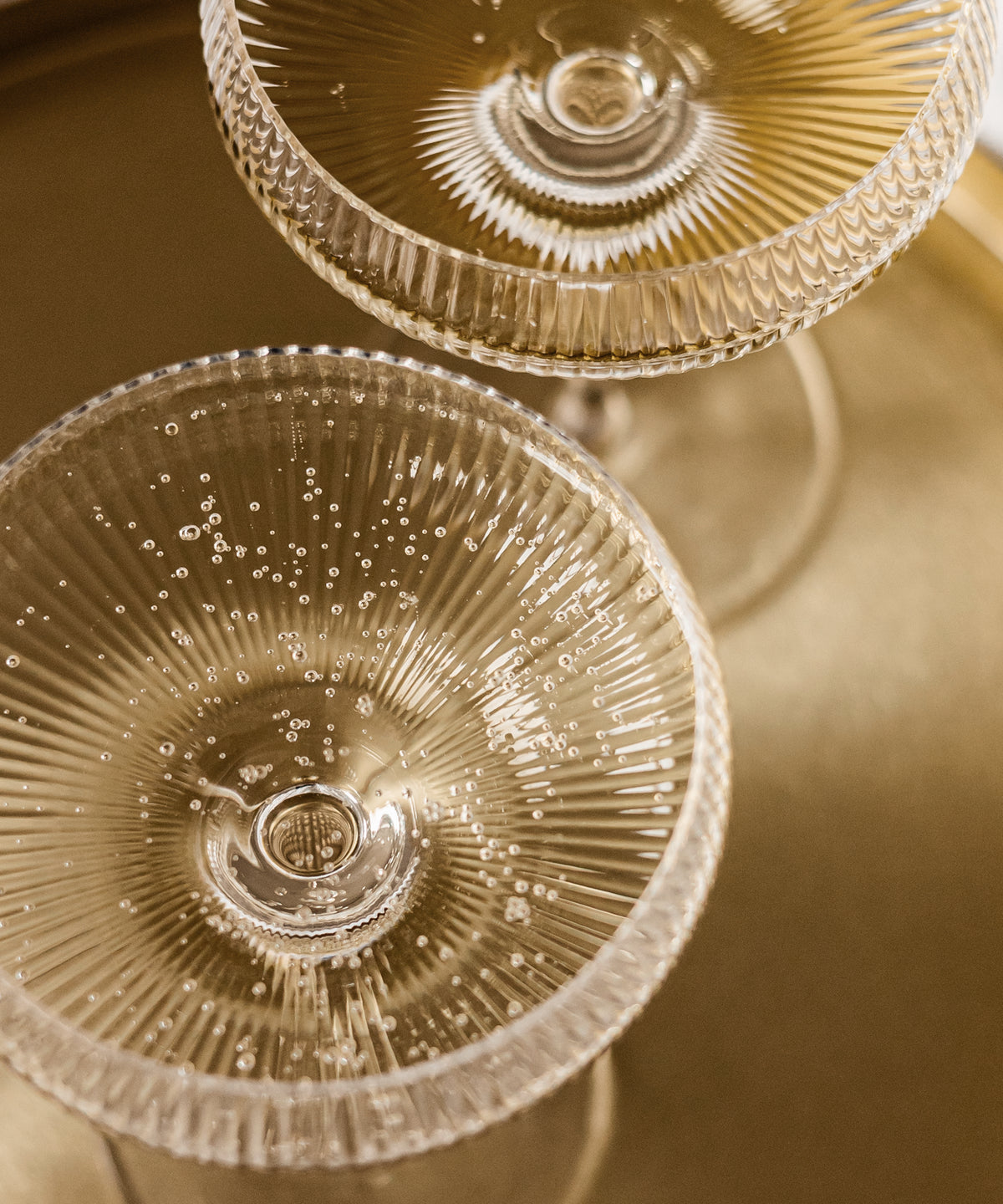 Geriffeltes Champagnerglas