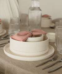 Geschirr Set mit Tassen gerillt cremeweiß-glänzend | Nia