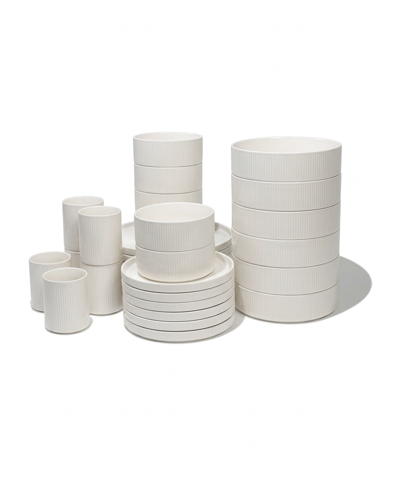 Geschirr Set mit Tassen gerillt in cremeweiß-glänzend – nia collection von 7 O'CLOCK