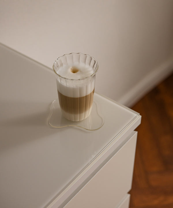 Trinkglas im Streifen-Design mit gerüschtem Rand | Norway