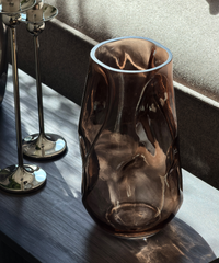 Glasvasen-Duo aus braunem Rauchglas | Nuru