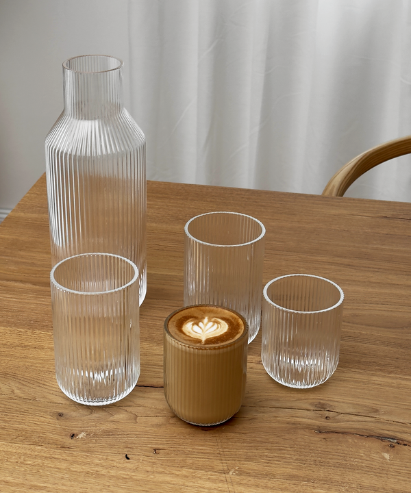 Geriffelte Karaffe (1550ml) | Paris