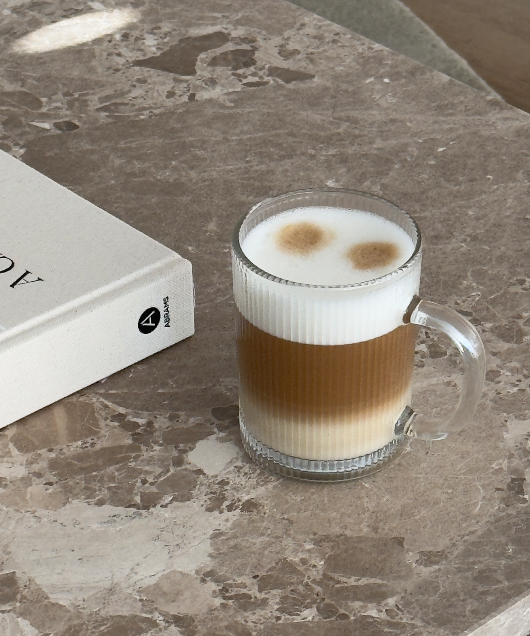 Geriffelte Glastasse (300ml) | Paris