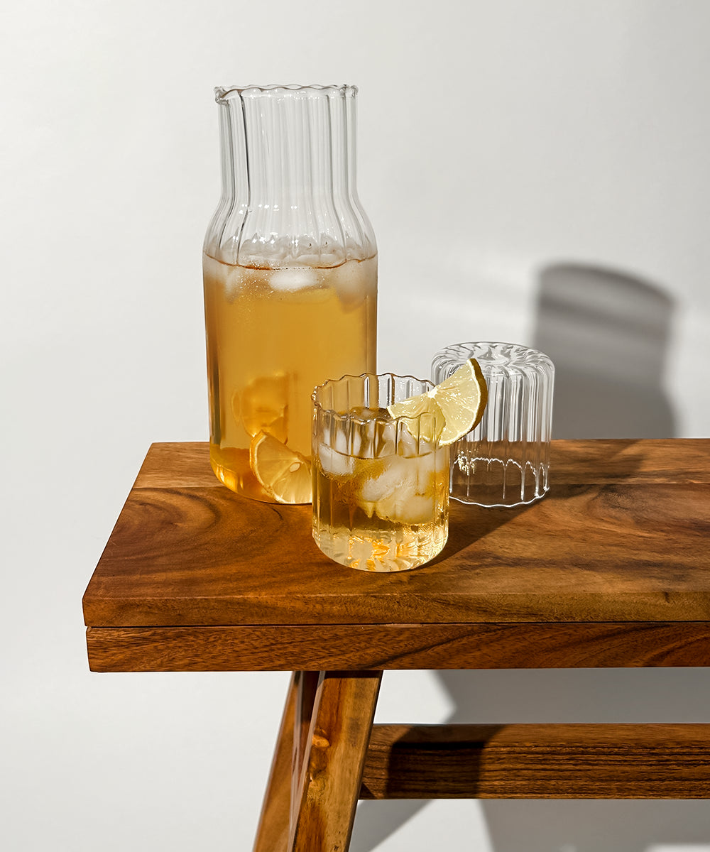 Wasserkaraffe im Streifen-Design, Serie Norway – Seitenansicht