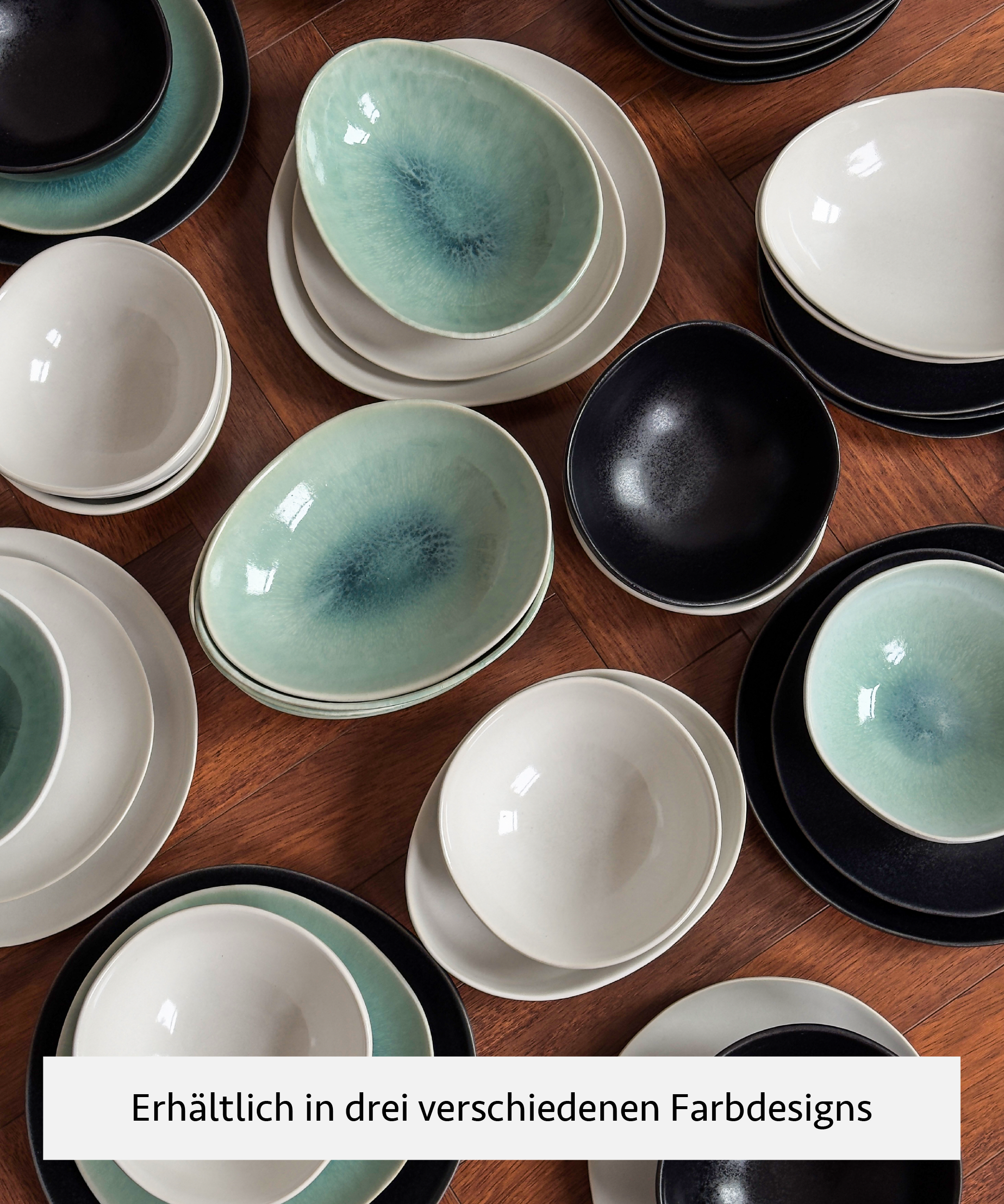 Handgefertigtes beiges Keramik Geschirr-Set in organischer Form