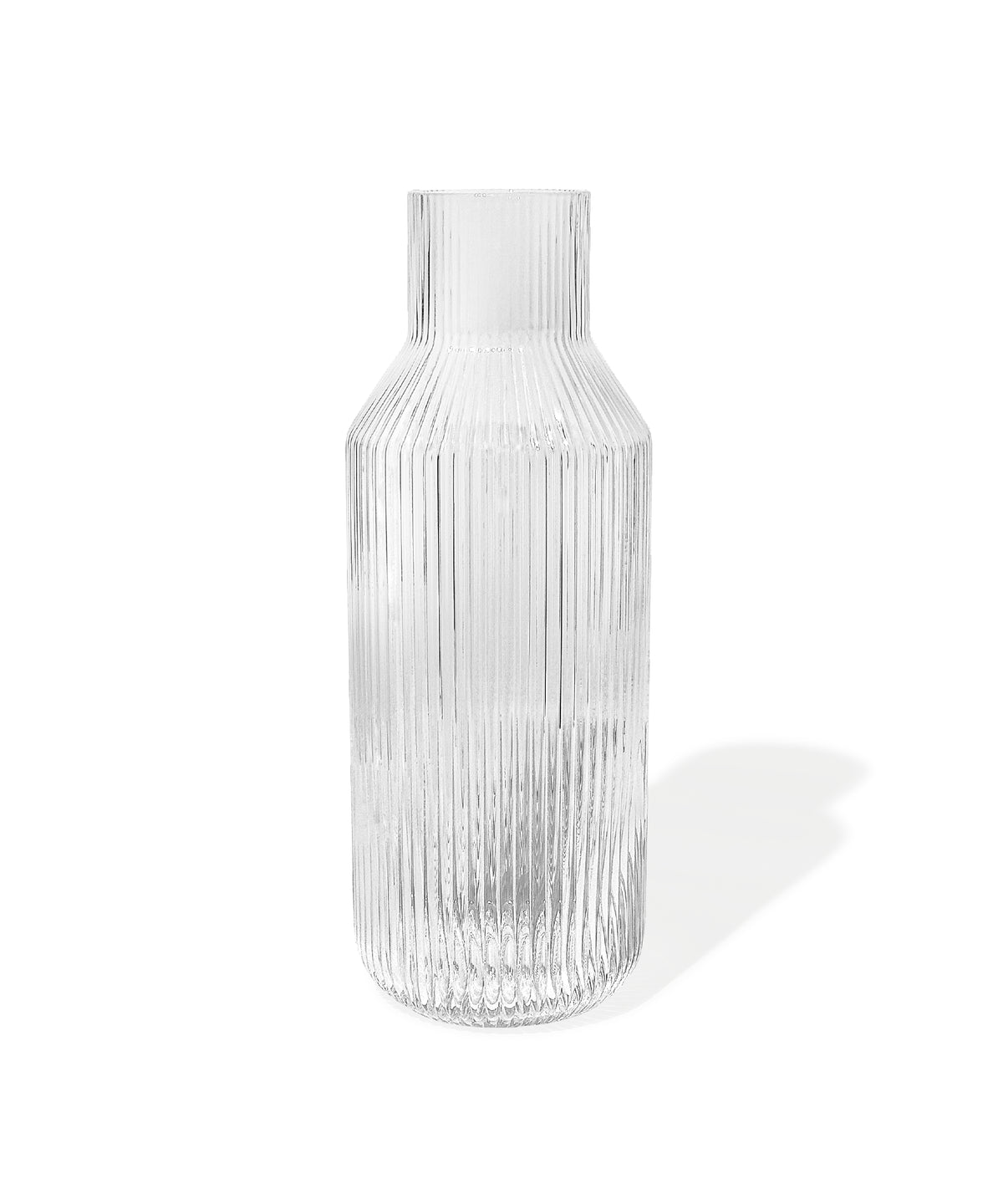 Geriffelte Karaffe mit 1550 ml Volumen – Serie Paris von 7 O'CLOCK