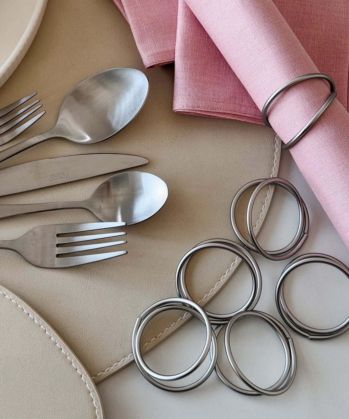 Serviettenringe Silber 6er Set, Serie Rina – Größenübersicht