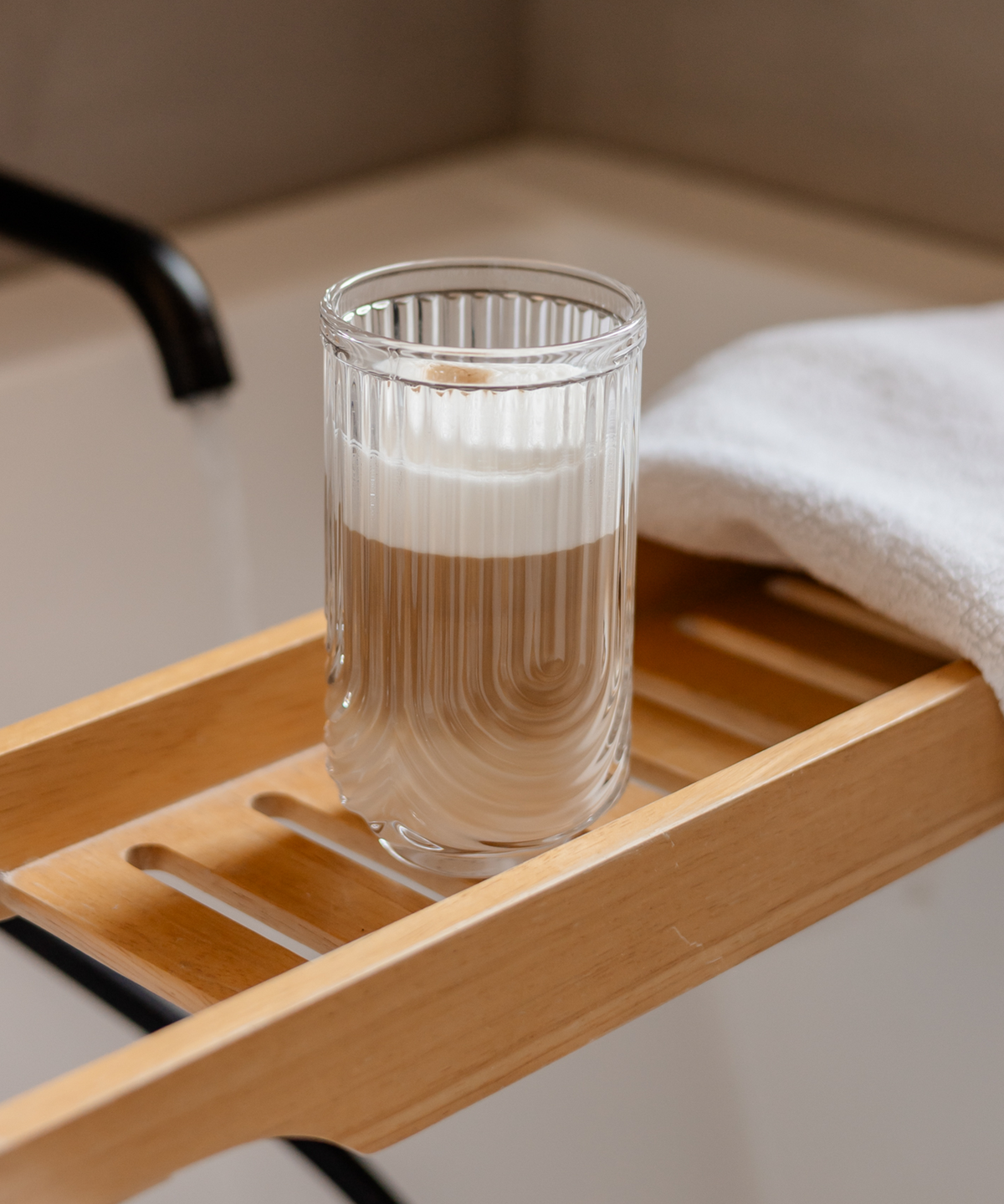 Großes Glas Bogen-Design