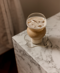 V-Day Edition Glas mit Wölbungen | Toyko