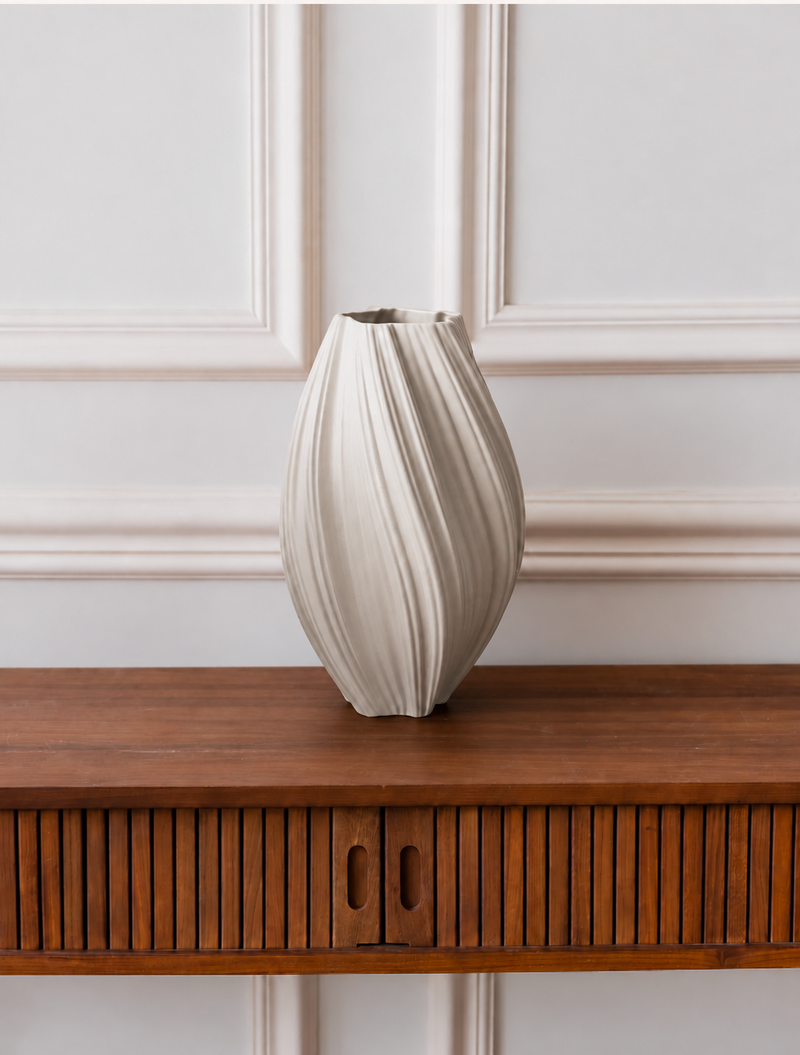 Längliche Keramik Vase Weiß | Flora