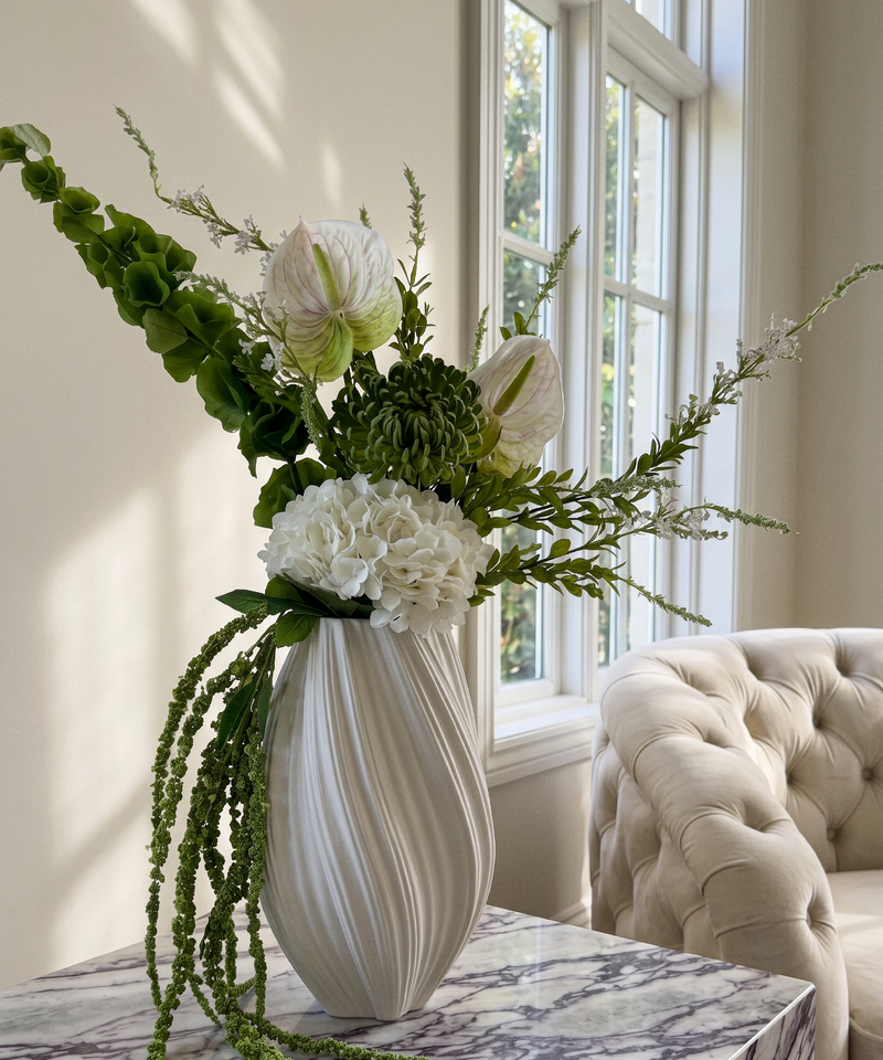 Kunstblumen-Bouquet Fresh Escape 8er in Weiß und Grün aus der Serie Bloom – Produktansicht